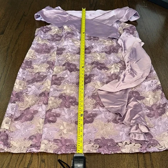 NWT Ruffle Detail Purple Lavender Lace Appliqué Off Shoulder Formal Dresss 24W - Picture 3 of 9